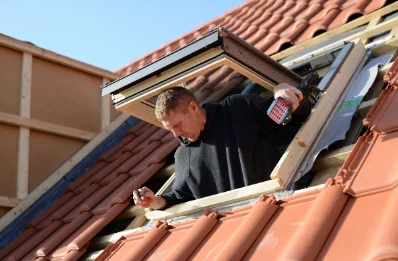 Pose de fenêtres de toit Velux à Monteux